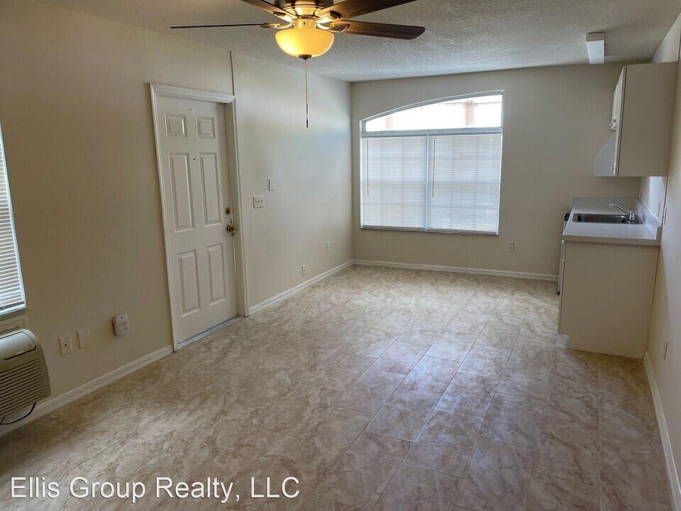 912.5 Orchid Dr Photo