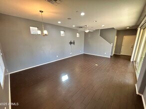 9123 W Meadow Dr in Peoria, AZ - Building Photo - Building Photo