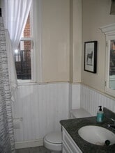 1833 Bolton St, Unit 2 in Baltimore, MD - Foto de edificio - Building Photo