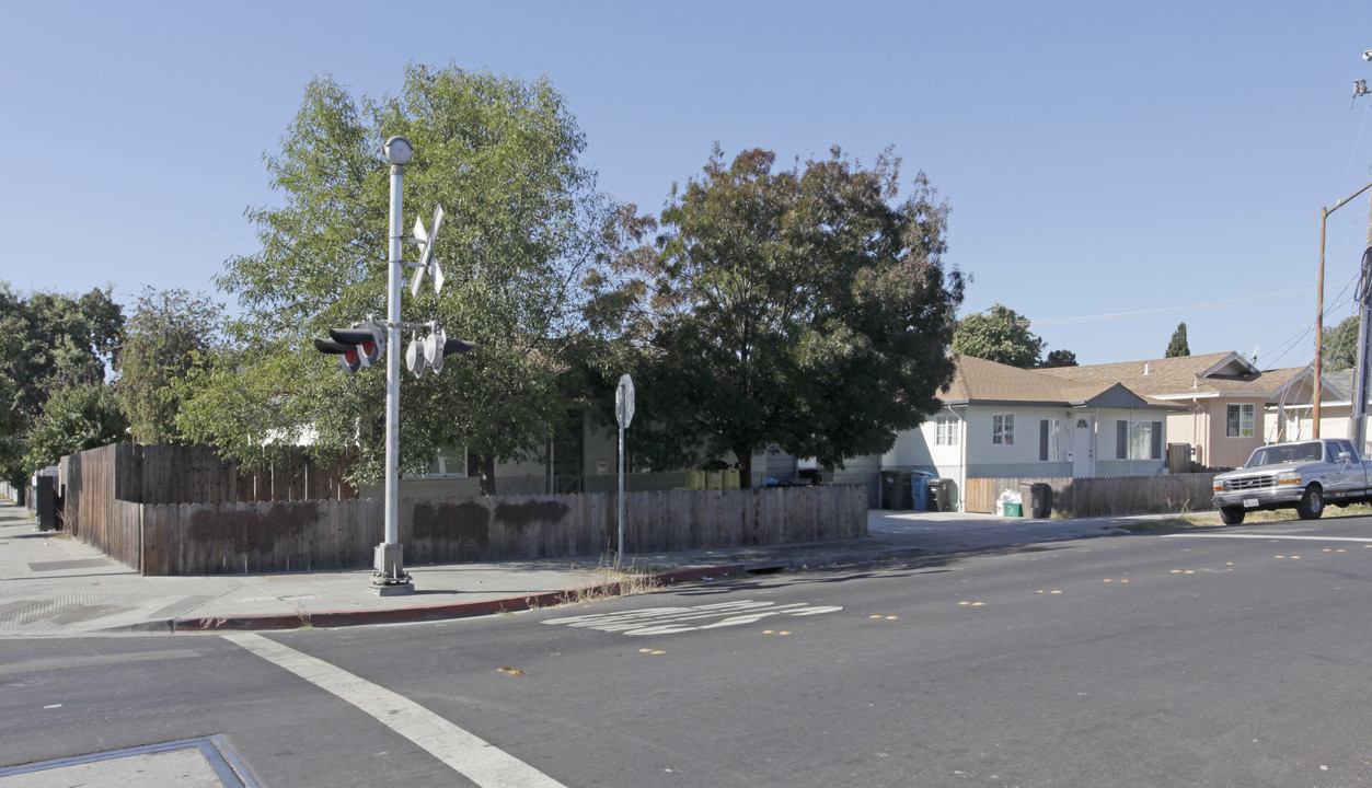 624-626 Stambaugh St in Redwood City, CA - Building Photo