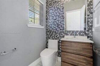 5050 Greenwich Preserve Ct in Boynton Beach, FL - Building Photo - Building Photo