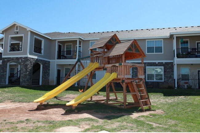 Tierra Blanca Apartments in Hereford, TX - Foto de edificio - Other