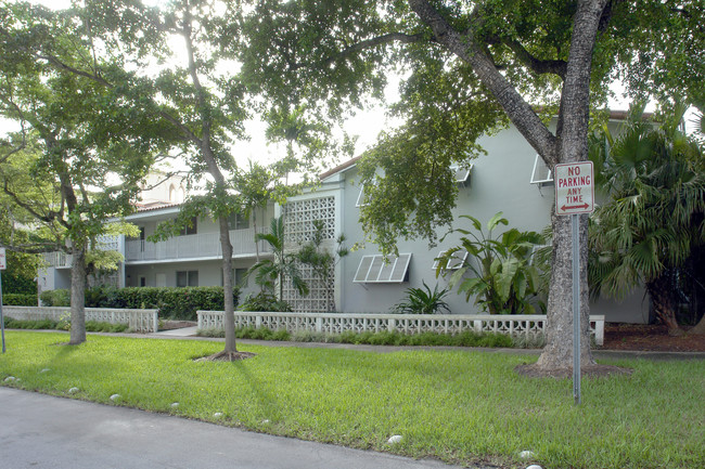 920 Sevilla Ave in Coral Gables, FL - Building Photo - Building Photo