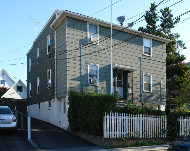 12 Fawcett St