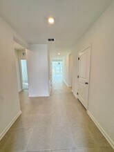 299 Puma Lp in Groveland, FL - Building Photo - Building Photo