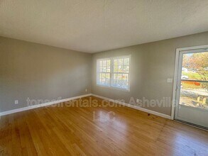 1614 Brevard Rd in Hendersonville, NC - Building Photo - Building Photo