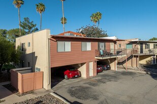The Meadows Townhomes in Tucson, AZ - Building Photo