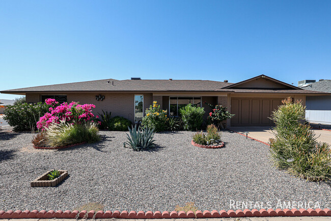 13203 W Titan Dr in Sun City West, AZ - Building Photo - Building Photo