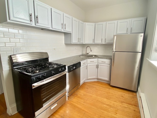 3917 N Southport Ave in Chicago, IL - Building Photo - Building Photo