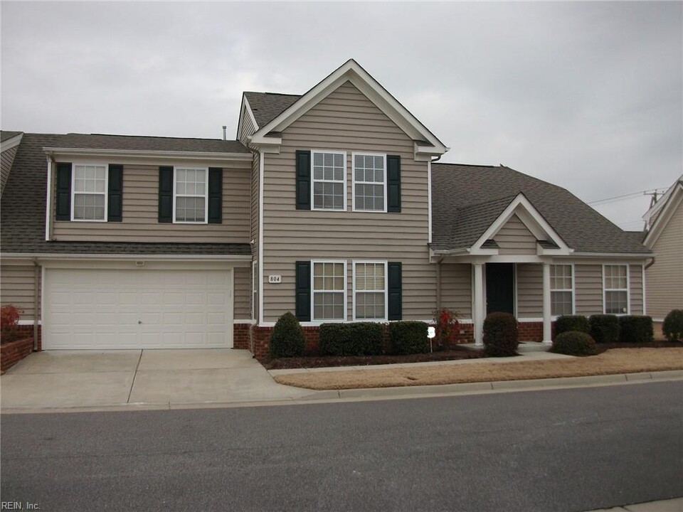 804 Boyle Ct in Chesapeake, VA - Building Photo