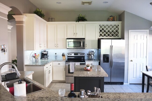 4622 Forest Home Dr in Missouri City, TX - Building Photo - Building Photo
