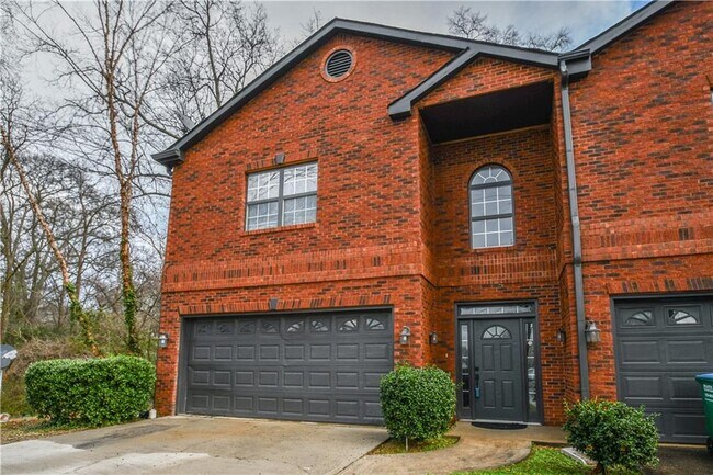 3338 Sims St in Hapeville, GA - Building Photo - Building Photo