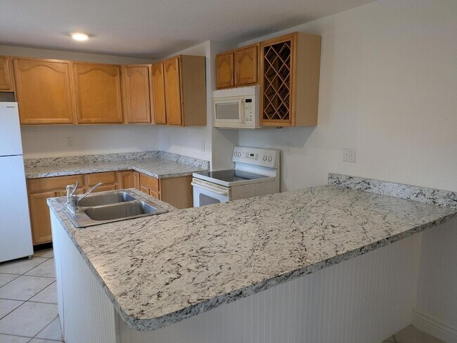 12101 Colony Ave in Palm Beach Gardens, FL - Building Photo - Building Photo