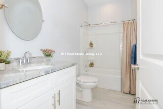 8 Islington St in Boston, MA - Building Photo - Building Photo
