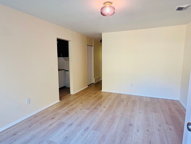 property at 15914 Dacosta St