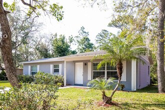 110 Centennial Dr in Sanford, FL - Building Photo - Building Photo