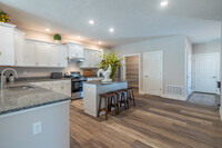 The Preserve at Walnut Ridge in Sheffield Village, OH - Building Photo - Interior Photo