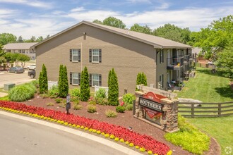 The Southern in Murfreesboro, TN - Foto de edificio - Building Photo