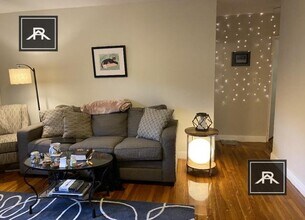 65 Chiswick Rd in Brighton, MA - Building Photo - Building Photo