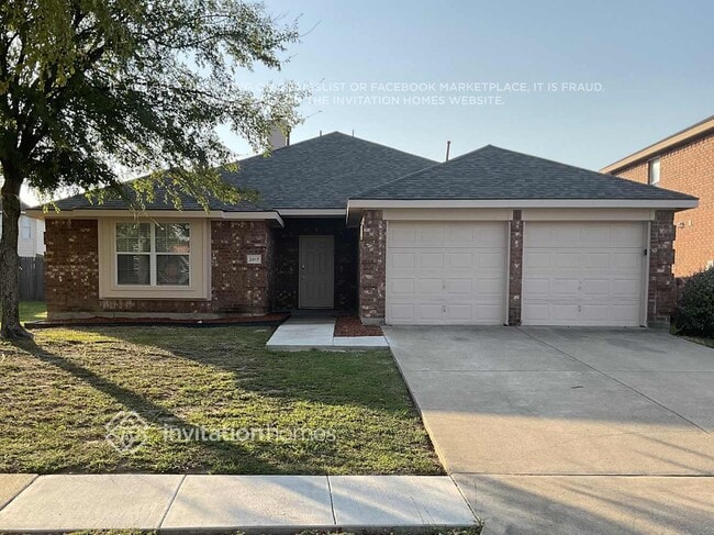 property at 2817 Goldfinch Dr