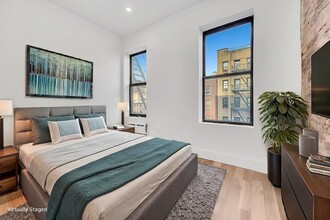 28 Bedford St in New York, NY - Building Photo - Building Photo