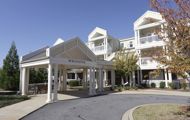 Charleston Place Apartments in Greenville, SC - Building Photo - Building Photo