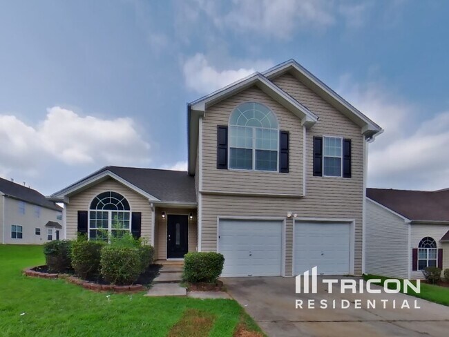 3120 Far Emerald Land in Union City, GA - Building Photo - Building Photo