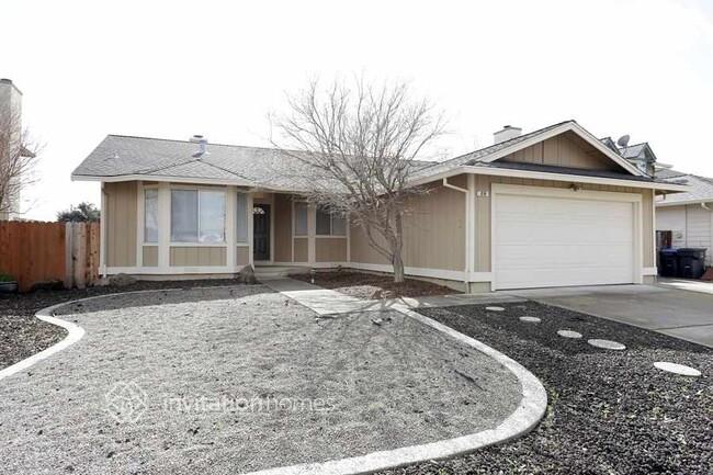 property at 870 Stoneridge Cir