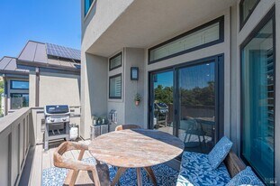4414 Bally Bunion Ln in Santa Rosa, CA - Building Photo