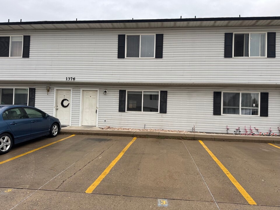 1376 N 260 W in Logan, UT - Building Photo