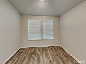 13508 Paxton Blvd in Saint Hedwig, TX - Building Photo - Building Photo