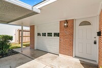 9614 Long Branch Ln, Unit 3215 in Houston, TX - Building Photo - Building Photo