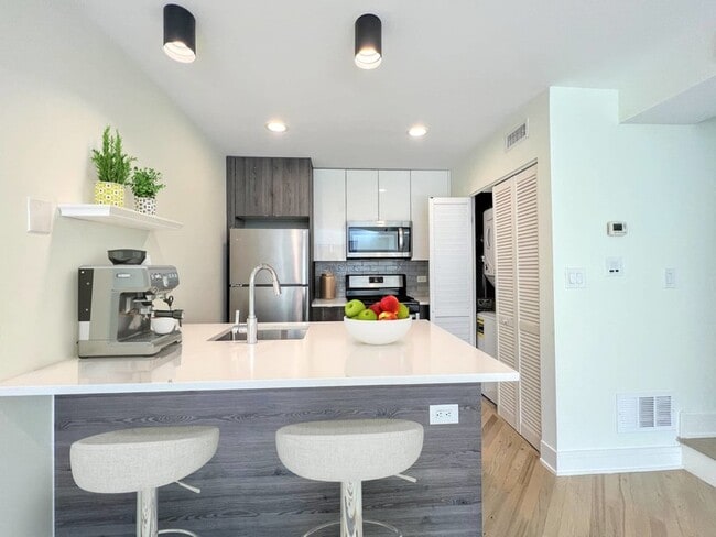 property at 3748 N Sheffield Ave
