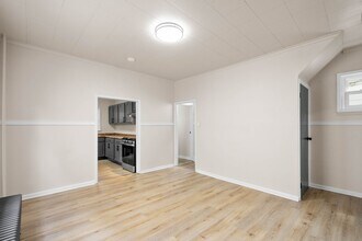 740 Frederick St in Mckees Rocks, PA - Building Photo - Building Photo