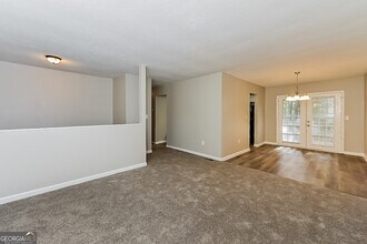 2239 Cherokee Valley Cir in Lithonia, GA - Building Photo - Building Photo