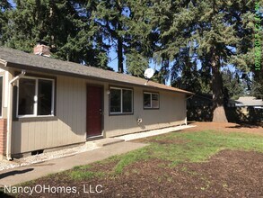 14014 NE 9th St in Vancouver, WA - Building Photo - Building Photo