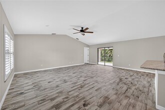 8422 Cardinal Rd in Ft. Myers, FL - Building Photo - Building Photo