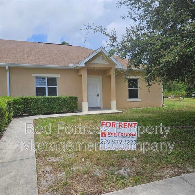 property at 19251 Tangerine Rd