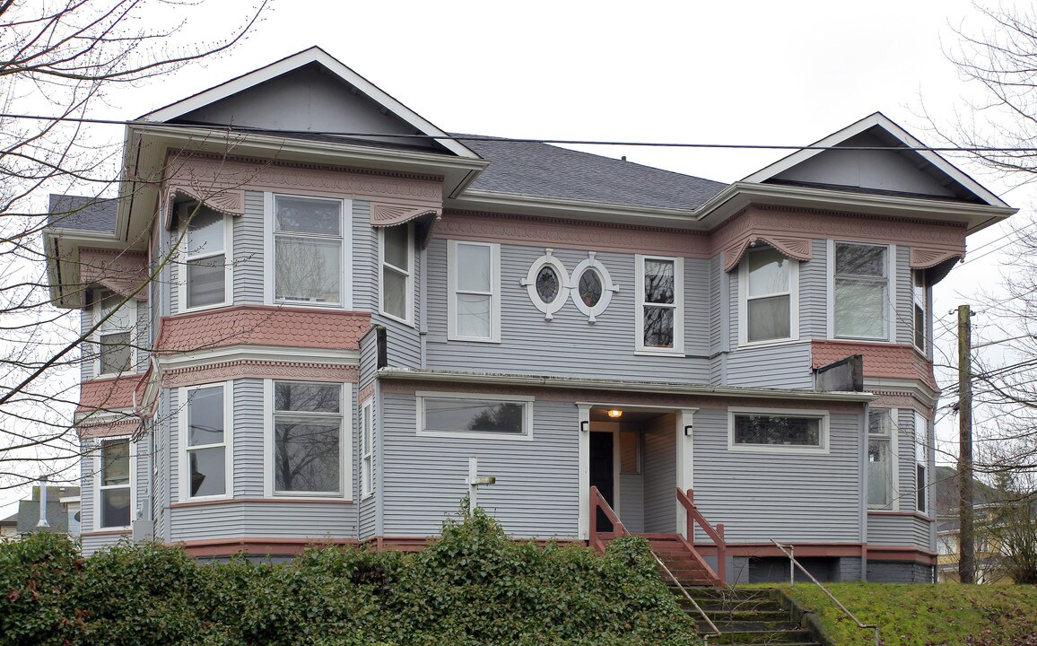 Camdon - 1 Bedroom - Central District - Vi in Seattle, WA - Building Photo