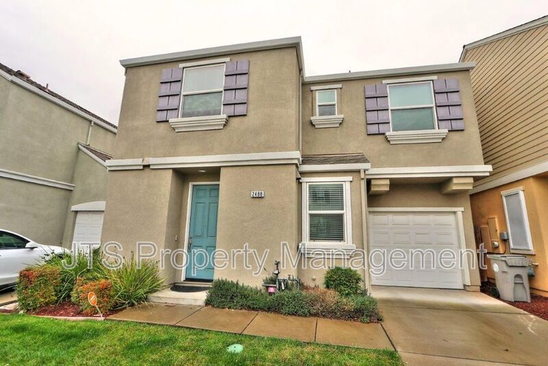 2488 Ben Ali Wy in Sacramento, CA - Building Photo