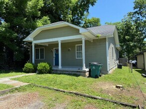 1014 Clemmons St in Nashville, TN - Building Photo - Building Photo