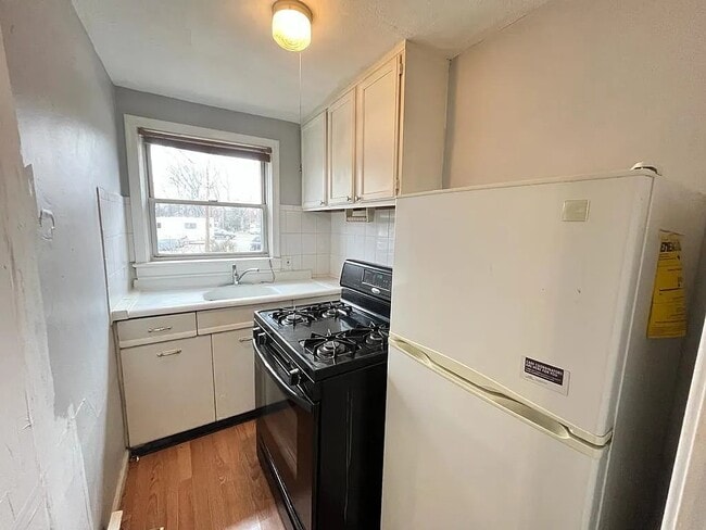 678 Audrey Dr, Unit 2
