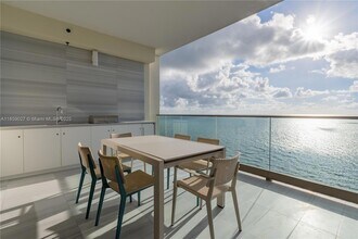 17901 Collins Ave, Unit 2103 in Sunny Isles Beach, FL - Building Photo - Building Photo