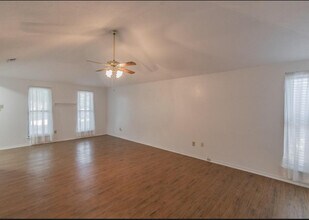 1317 Bryan Pl in Seagoville, TX - Building Photo - Building Photo