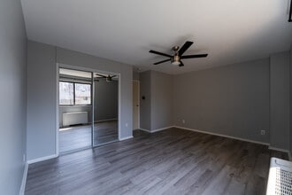 8601 Manchester Rd, Unit 321 in Silver Spring, MD - Foto de edificio - Building Photo