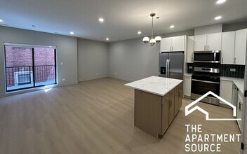 4102 N Sheridan Rd in Chicago, IL - Building Photo - Building Photo