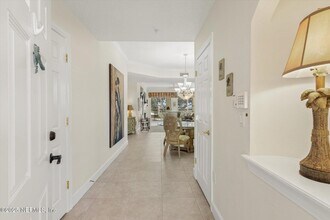 215 S Ocean Grande Dr, Unit 204 in Ponte Vedra Beach, FL - Foto de edificio - Building Photo