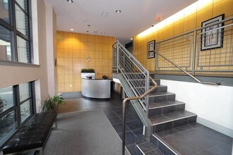 2020 12th St NW, Unit 107 in Washington, DC - Foto de edificio - Building Photo