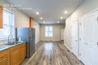 5501 Spring St photo'