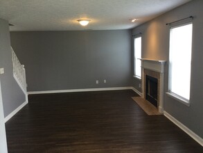 16705 Greensboro Dr in Westfield, IN - Building Photo - Building Photo